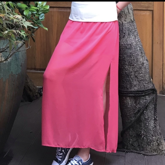 Pink Maxi Skirt with Side Slits - Picture 2 of 2